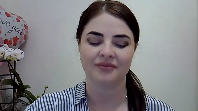 Snapshot of Darkroseq chatting on March 2026 07:28:01 PM Darkroseq online show from March 2026 07:28:01 PM