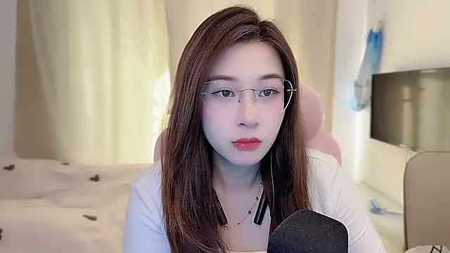 Snapshot of TTtia_ chatting on January 2026 01:42:02 AM TTtia online show from January 2026 01:42:02 AM