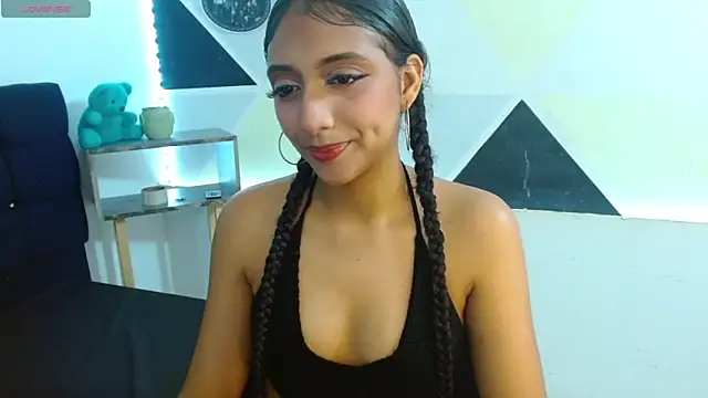 Snapshot of Karol_Soft chatting on November 2025 07:57:01 PM Karol Soft online show from November 2025 07:57:01 PM