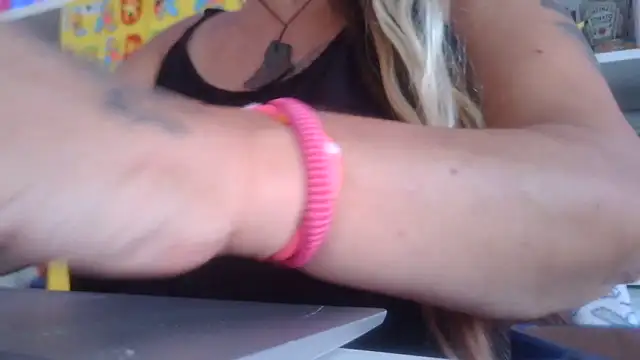 Snapshot of EheMilf_Frankfurt chatting on June 2026 02:22:01 PM EheMilf Frankfurt online show from June 2026 02:22:01 PM