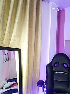 Snapshot of Emmyxxx chatting on February 2026 02:16:02 PM Emmyxxx online show from February 2026 02:16:02 PM