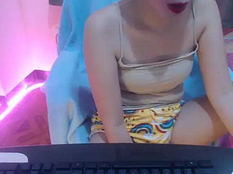 Snapshot of HotAsian_Yazzi69 chatting on March 2026 04:24:01 PM HotAsian Yazzi69 online show from March 2026 04:24:01 PM