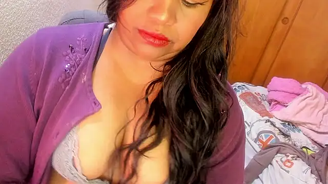 ebonycamelia online show from May 2026 06:35:02 PM