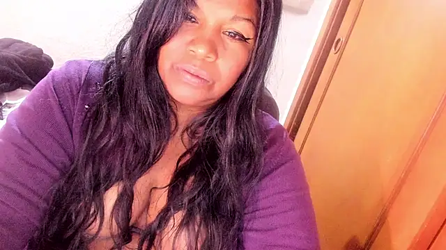 ebonycamelia online show from May 2026 07:22:02 PM