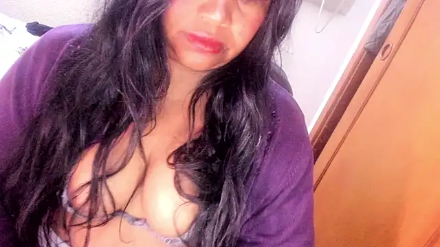 ebonycamelia online show from May 2026 08:06:02 PM