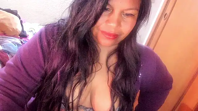 ebonycamelia online show from June 2026 09:53:02 PM