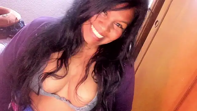 ebonycamelia online show from June 2026 12:14:01 AM