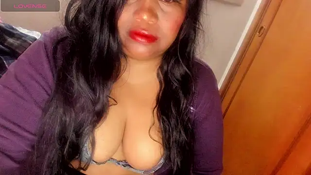 ebonycamelia online show from July 2026 10:09:01 AM