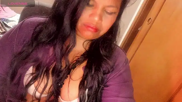 ebonycamelia online show from July 2026 11:32:01 PM