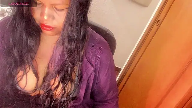 ebonycamelia online show from July 2026 10:55:01 AM