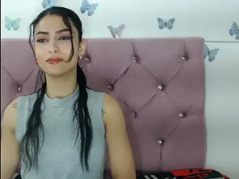 Isardrigue02 online show from December 2025 06:12:02 AM