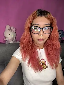 Valen-Foxx1 online show from May 2026 04:52:02 AM