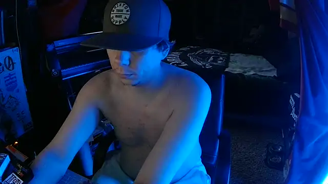 Snapshot of Bowerboi chatting on November 2025 11:59:02 PM Bowerboi online show from November 2025 11:59:02 PM