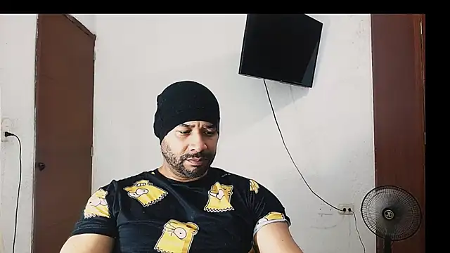 Snapshot of musclehetero chatting on January 2026 08:56:01 PM musclehetero online show from January 2026 08:56:01 PM