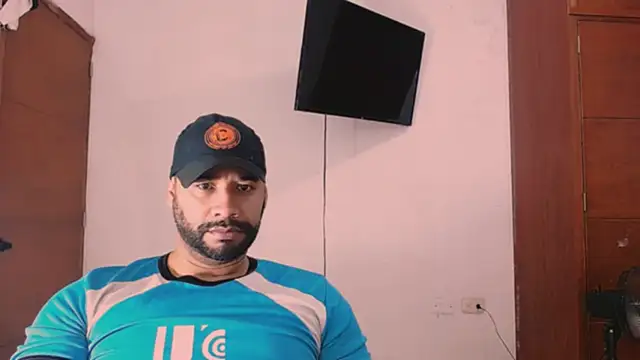 Snapshot of musclehetero chatting on January 2026 12:54:02 PM musclehetero online show from January 2026 12:54:02 PM