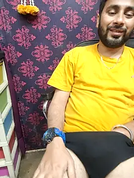 Snapshot of Cute_Lucky chatting on December 2025 09:21:01 PM Cute Lucky online show from December 2025 09:21:01 PM