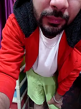 Snapshot of Cute_Lucky chatting on January 2026 07:11:01 PM Cute Lucky online show from January 2026 07:11:01 PM