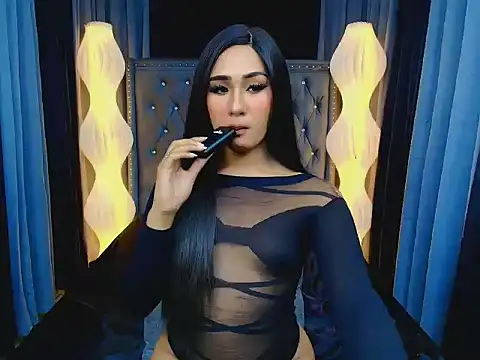 Snapshot of Iris_Hilton chatting on January 2026 12:25:02 AM Iris Hilton online show from January 2026 12:25:02 AM