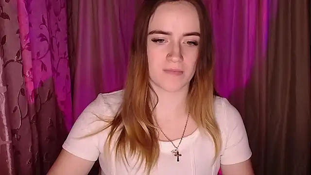 Illa May online show from December 2025 08:27:02 PM