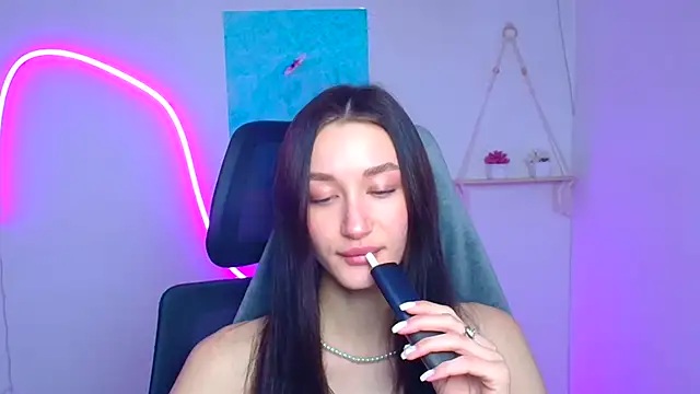 Stella XO online show from March 2026 06:14:01 AM