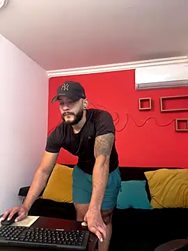 Snapshot of Mike_savage3 chatting on December 2025 12:21:01 PM Mike savage3 online show from December 2025 12:21:01 PM