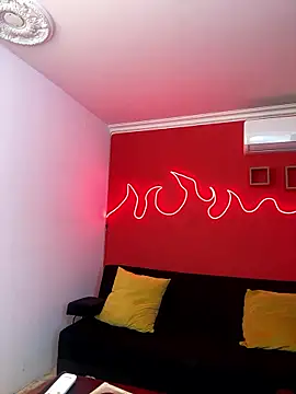 Snapshot of Mike_savage3 chatting on January 2026 12:21:02 PM Mike savage3 online show from January 2026 12:21:02 PM