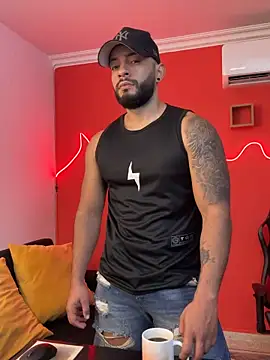 Snapshot of Mike_savage3 chatting on January 2026 12:32:02 PM Mike savage3 online show from January 2026 12:32:02 PM