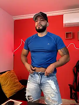 Snapshot of Mike_savage3 chatting on January 2026 12:31:02 PM Mike savage3 online show from January 2026 12:31:02 PM