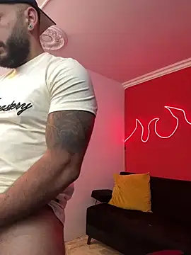 Snapshot of Mike_savage3 chatting on February 2026 12:11:01 PM Mike savage3 online show from February 2026 12:11:01 PM