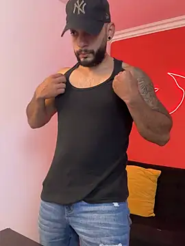 Snapshot of Mike_savage3 chatting on February 2026 07:07:01 PM Mike savage3 online show from February 2026 07:07:01 PM