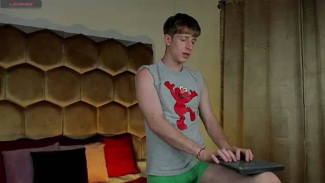 Ostin Saints online show from December 2025 02:01:01 PM