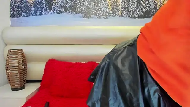 Snapshot of MillyHotsoon chatting on March 2026 11:14:01 AM MillyHotsoon online show from March 2026 11:14:01 AM