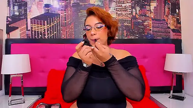 Snapshot of MillyHotsoon chatting on March 2026 11:27:01 AM MillyHotsoon online show from March 2026 11:27:01 AM