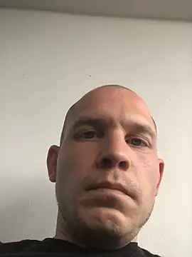 Spielzeugtwink online show from May 2026 02:57:02 PM