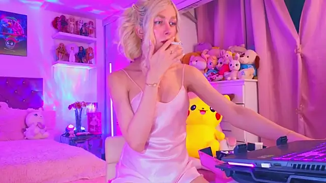 Snapshot of MadamBarbiee chatting on January 2026 12:36:02 AM MadamBarbiee online show from January 2026 12:36:02 AM