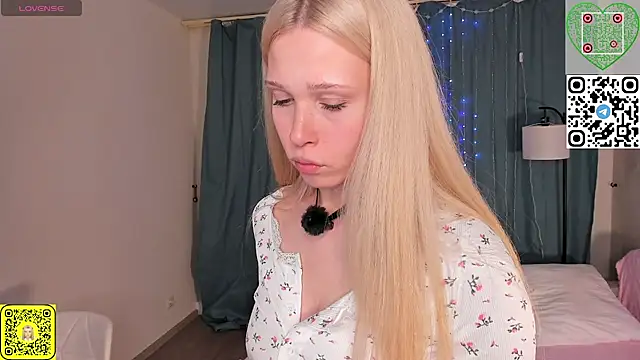 CherrylHolme online show from June 2026 08:24:02 PM
