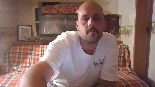 BigriskDaddy92 online show from March 2026 04:26:01 AM