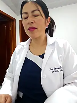 JustSamantha  online show from December 2025 11:39:02 AM