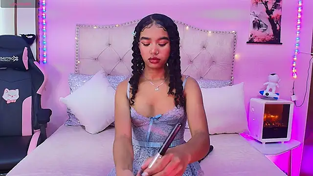 Snapshot of Naom_star87 chatting on April 2026 04:34:02 PM Naom star87 online show from April 2026 04:34:02 PM