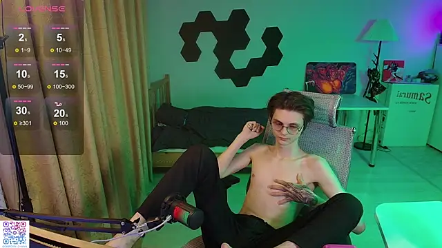 Snapshot of Shiromy_ chatting on February 2026 07:01:01 PM Shiromy online show from February 2026 07:01:01 PM