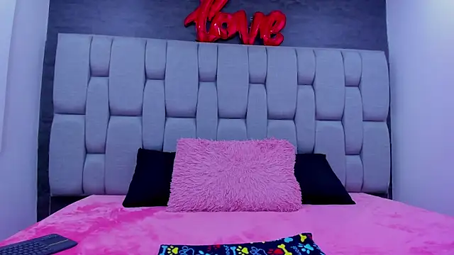 Snapshot of Sarita_Ass chatting on March 2026 03:44:01 AM Sarita Ass online show from March 2026 03:44:01 AM