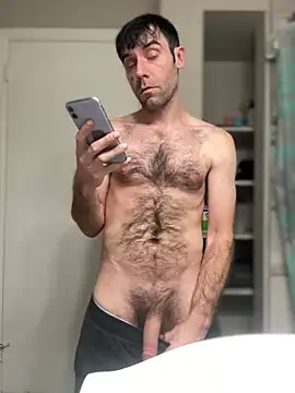 Snapshot of strippingmale1 chatting on February 2026 05:17:02 AM strippingmale1 online show from February 2026 05:17:02 AM