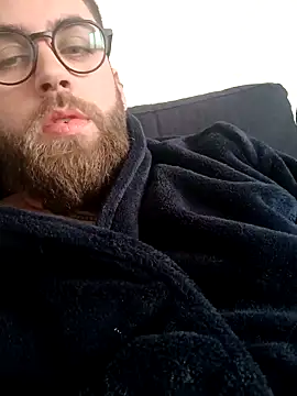 Snapshot of CoupleGoat chatting on April 2026 01:01:01 PM CoupleGoat online show from April 2026 01:01:01 PM