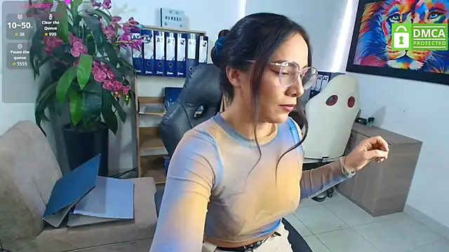 Snapshot of Adri_Miller chatting on February 2026 01:11:01 PM Adri Miller online show from February 2026 01:11:01 PM