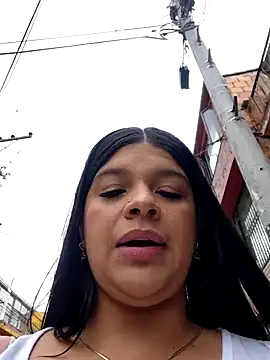 Layla-daring online show from April 2026 05:35:01 PM