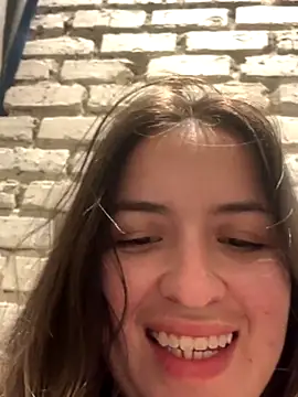 Little  Danni1 online show from December 2025 05:09:01 PM