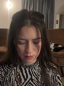 Little  Danni1 online show from June 2026 04:32:02 AM