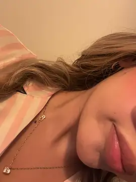 saliha pinky  online show from January 2026 12:05:01 AM