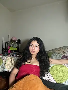 Snapshot of Evaa_11 chatting on February 2026 05:37:01 AM Evaa 11 online show from February 2026 05:37:01 AM