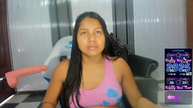 Snapshot of babyschoolgiirl chatting on February 2026 04:08:01 PM babyschoolgiirl online show from February 2026 04:08:01 PM